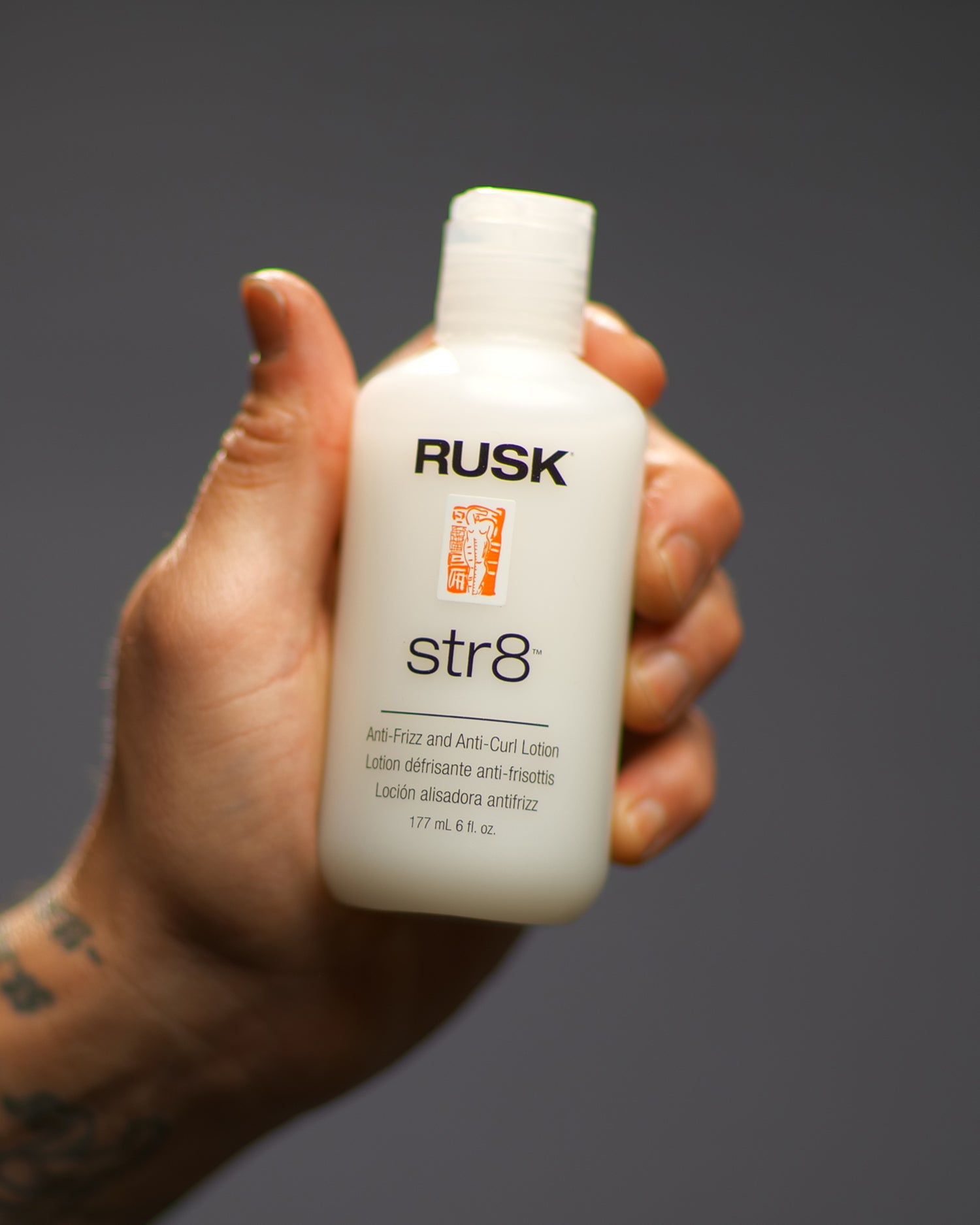 Designer Collection Str8 Anti-Frizz & Anti-Curl Lotion